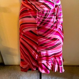 Context petite skirt